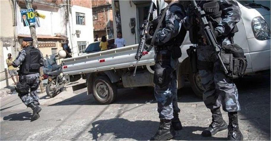 برازیل میں خونی تصادم : پولیس نے 60 منشیات اسمگلروں کو کیا ہلاک، 4 جوان شہید