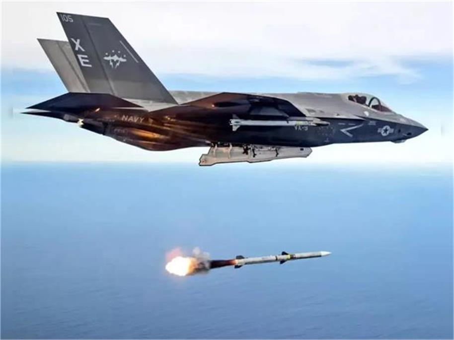 امریکہ کا بڑا عسکری قدم : پاکستان کو مل رہی ہیں ہائی ٹیک اے آئی ایم - 120 میزائلیں، بالاکوٹ کی یادیں تازہ ۔۔۔