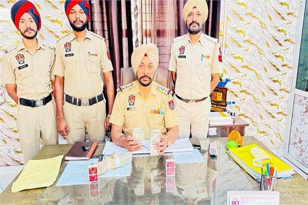 دیوالی پر تاش کے ساتھ جُواکھیل رہے 13 ملزموں کو جالندھر پولیس نے کیاگرفتار
