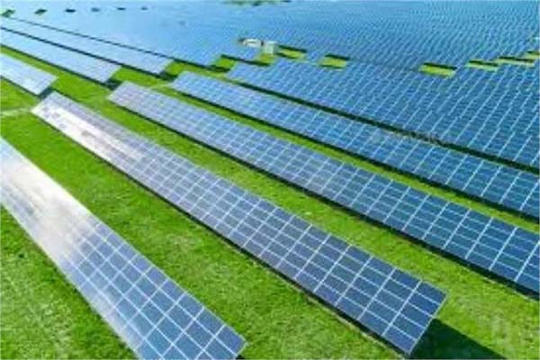 بھارت نے 10 ممالک میں 12 سرکاری عمارتیں شمسی توانائی سے روشن کیں