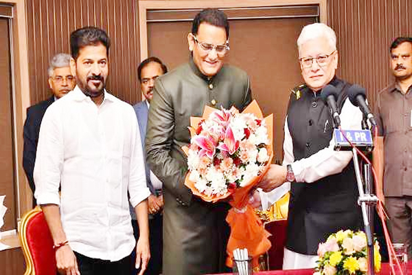 سابق کرکٹرمحمد اظہرالدین تلنگانہ کابینہ میں شامل -راج بھون میں حلف برداری