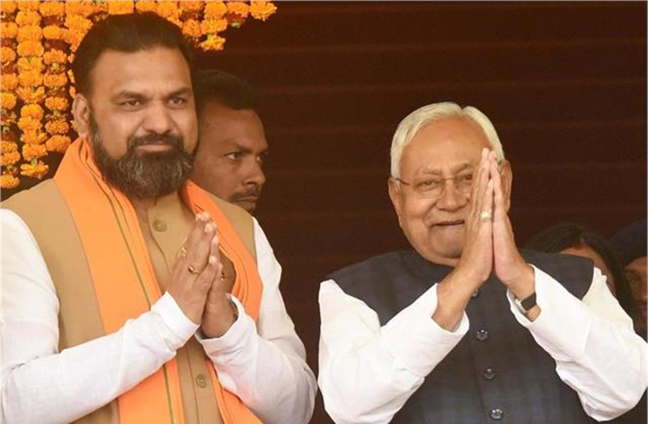 نتیش کمار کے ساتھ 25 وزراء لیں گے حلف ، یہاں دیکھیں جی ڈی یو - بی جے پی کوٹے سے وزیر بننے والوں کی لسٹ