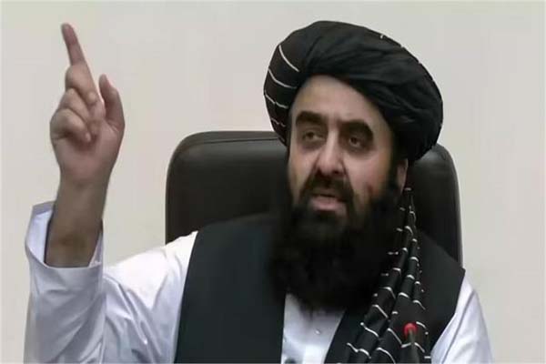 پاکستان کی ایئراسٹرائیک پربھڑکا افغانستان،10اموات پر طالبان نےکہا- جواب ضرور ملےگا