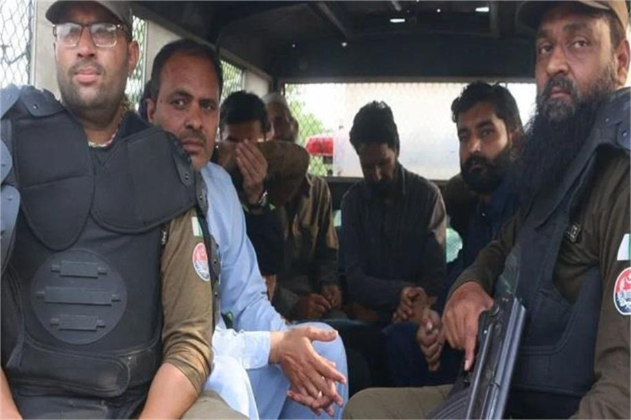 پاکستان میں انسانیت شرمسار : توہینِ رسالت کے الزام میں نا بینا عیسائی نوجوان پر ظلم، جھوٹے مقدمے میں گرفتار