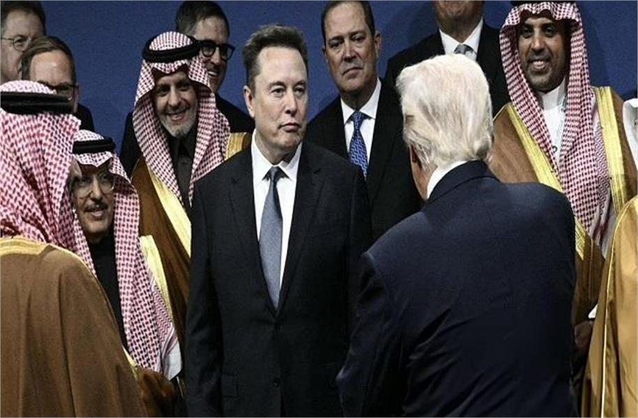 ٹرمپ نے سعودی ولی عہد کے سامنے مسک کو کیا بے عزت، کیا کبھی ٹھیک سے مجھے شکریہ کہا! مسک نے ایکس پر دیا کرارا جواب