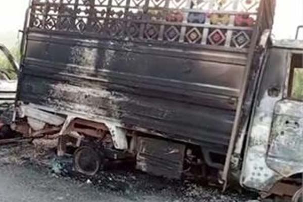 چوبیس گھنٹوں میں 7 دھماکے! کانپ اٹھاپڑوسی ملک ، دہشت گردوں نے اڑا دی ریلوے لائن