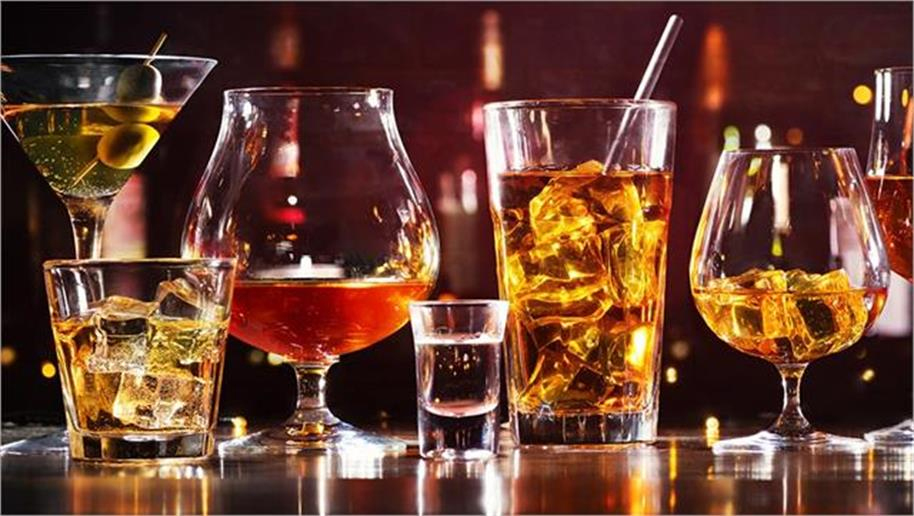 اب اس سخت گیر مسلم ملک میں بھی چھلکا سکیں گے جام ،کھل گئی شراب کی دکان ،صرف ان لوگوں کو ہے اجازت