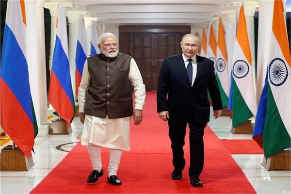 بھارت اور روس کی بڑھتی شراکت داری کا مقصد کسی تیسرے ملک کو نشانہ بنانا نہیں ہے: پوتن