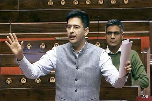 پنجاب کے زہریلے پانی اور زیر زمین پانی کی گرتی ہوئی سطح پر پارلیمنٹ کا غصہ- راگھو چڈھا بو لے- ریاست کو شدید خطرے کا سامنا