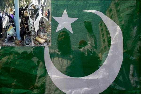 پاکستان میں سڑکوں پر موت کا رقص، دو ہزار پچیس میں لاہور بنا ایکسیڈنٹ کیپیٹل، صرف پنجاب میں لوگ ہلاک