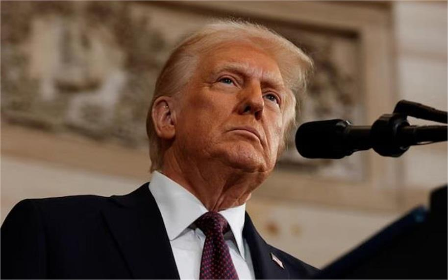 ایپسٹین سیکس اسکینڈل معاملے میں آیا نیا موڑ، امریکی صدر ڈونالڈ ٹرمپ پر لگے ریپ کے سنگین الزامات