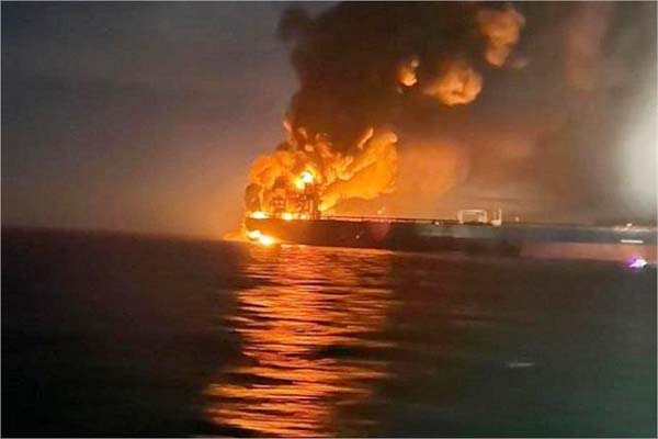 روس-یوکرین جنگ سمندر تک پھیلی: کالا سمندر میں تیسرے روسی ٹینکر پر حملہ، ترکی نے کی تصدیق