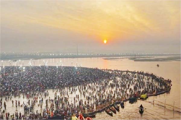 کمبھ میلہ 2025: مہا کمبھ میلہ اختتام پذیر، ریکارڈ 66 کروڑ سےزیادہ عقیدت مندوں نےلگائی آستھا کی ڈبکی