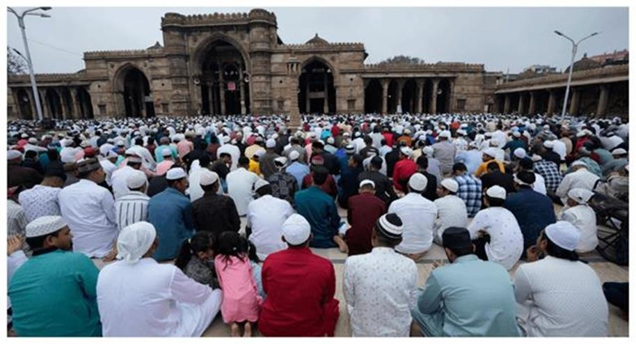 مسلم آبادی: اگلے 5 سالوں میں اس ملک میں ہوںگے دنیا کے سب سے زیادہ مسلمان۔۔۔ 72 ممالک کے مقابلے میں ہوگی بڑی تبدیلی