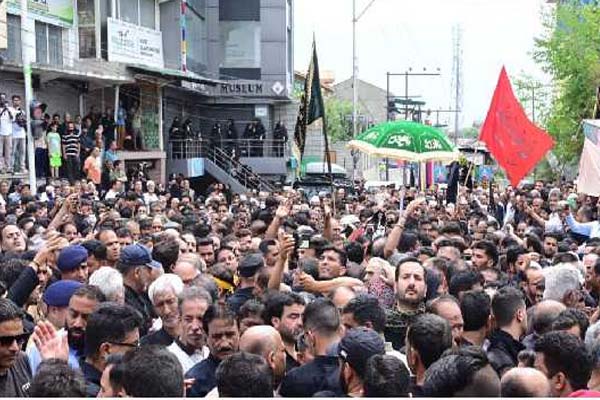 کشمیر میں یوم عاشورہ کے موقع پر درجنوں ماتمی جلوس برآمد