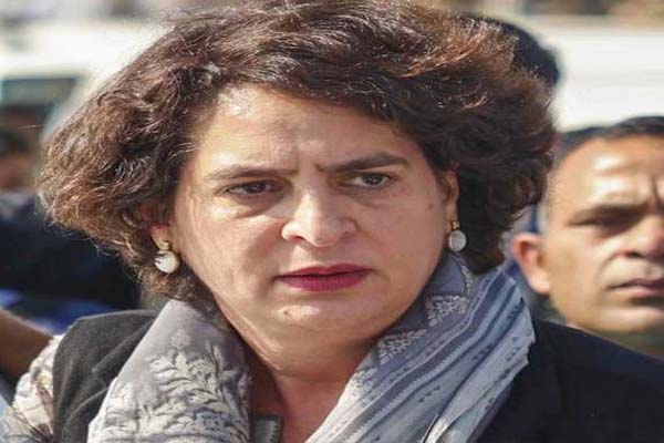 چھتیس گڑھ کے جنگلات اڈانی کے حوالے کرنے کی مخالفت کرنے پر بگھیل کو سزا مل رہی ہے: پرینکا گاندھی