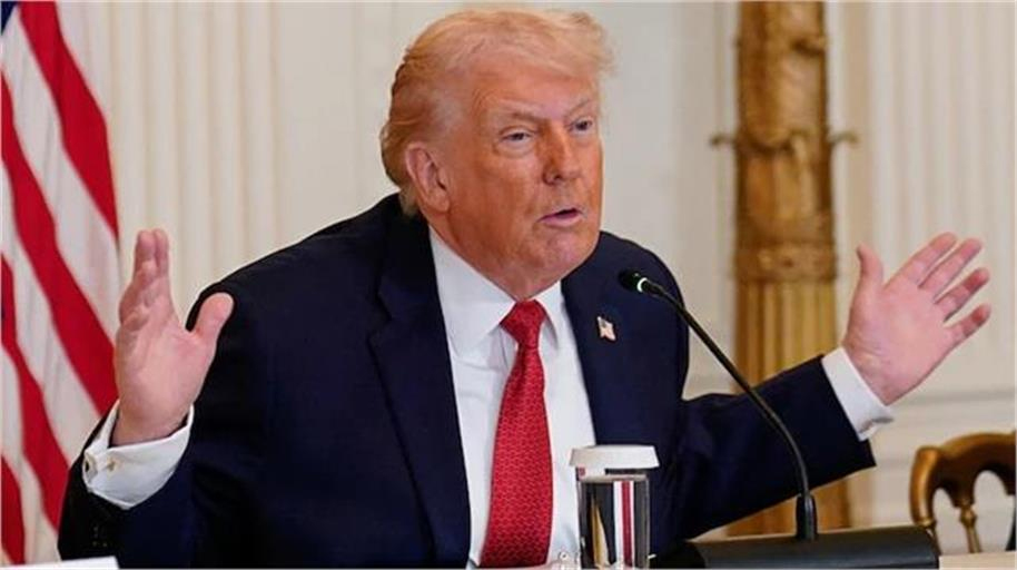 گرین لینڈ پر ٹرمپ کی ٹیرف دھمکی سے مارکیٹ میں ہلچل : سونے اورچاندی کی قیمتوں نے توڑے تمام ریکارڈ