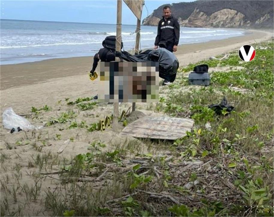 منشیات اسمگلروں کی درندگی: ساحلِ سمندر پر رسیوں سے لٹکا دئیے 5 انسانی سر، دیا خوفناک پیغام