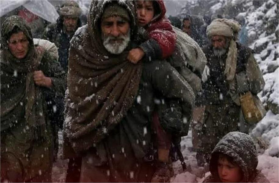 پاکستان میں پشتونوں کا وجود خطرے میں، وادیِ تِراہ میں انسانیت پر حملہ، فوج نے برفیلی سردی میں ہزاروں خاندان کوبے گھر کر دیا