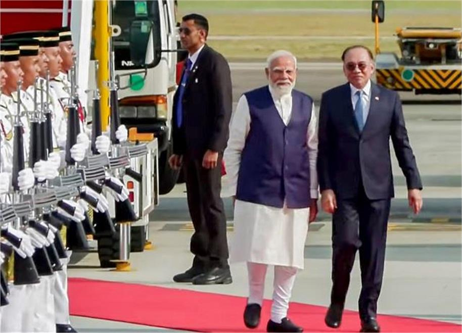 ہندوستان ملیشیا کی بڑی پہل : دفاع سے سیمی کنڈکٹر تک تعاون بڑھے گا، پی ایم مودی کا ہند بحرالکاہل پر زور