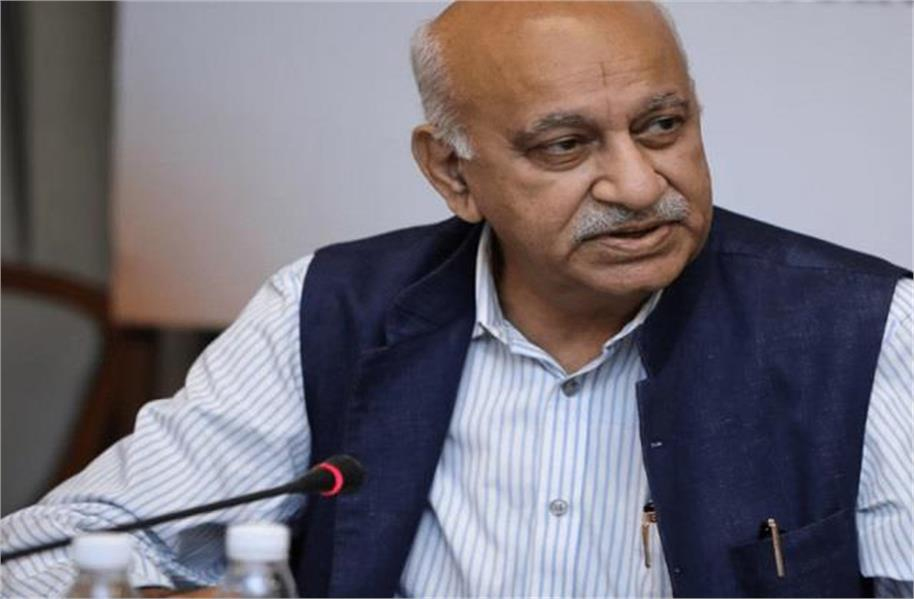 ٹرمپ کا ٹیرف دباؤ ناکام ، ''انڈیا فرسٹ'' پر قائم وزیر اعظم مودی، ملک کے وقار سے نہیں کیا کوئی سمجھوتہ: ایم جے اکبر