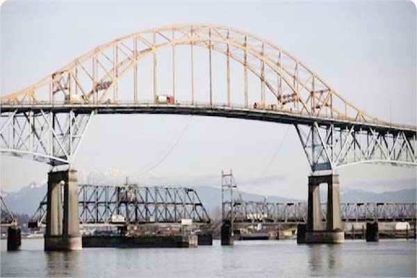 سری اور نیو ویسٹ منسٹر کو جوڑنے والا 89 سال پرانا پل کیابند