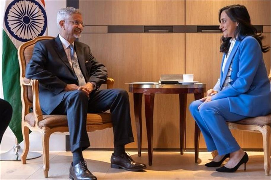 کینیڈین وزیر اعظم کارنی کے دورۂ ہندوستان سے قبل سفارتی سرگرمیاں تیز، جے شنکر - انیتا آنند کی اہم ملاقات