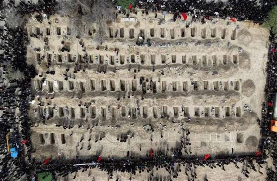 ایران میں 165 بچیوں کی قبریں دیکھ دنیا حیران، ٹرمپ کی بھتیجی نے پوچھا- کوئی ہے جو اس کو درست قرار دے ؟