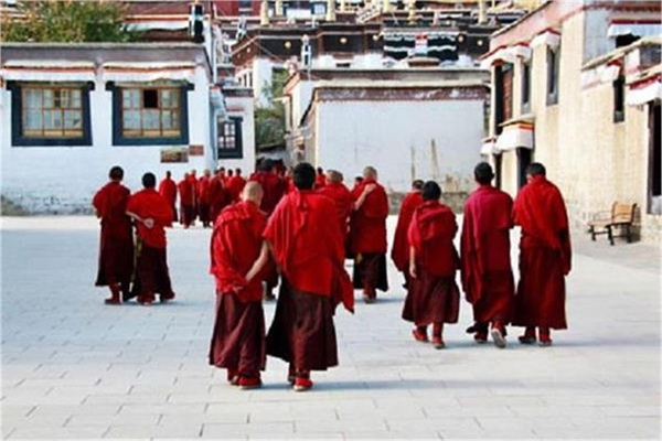 تبت میں چین کے مظالم میں اضافہ مٹھوں پر چھاپے، بدھ بھکشوں کی پراسرار موت