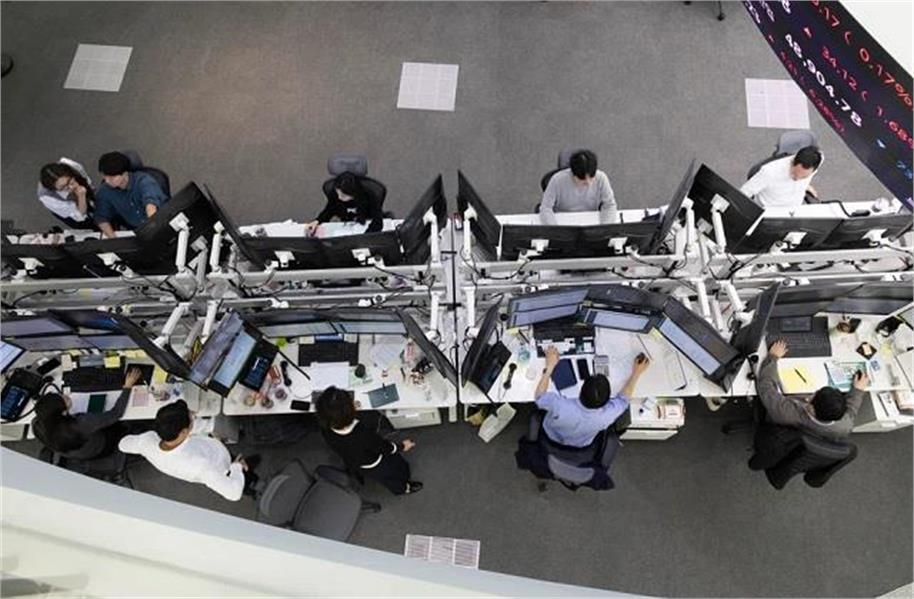 دو دنوں میں جنوبی کوریا کے شیئر بازار میں زبردست گراوٹ، 2008 کے بعد سب سے نچلی سطح پر