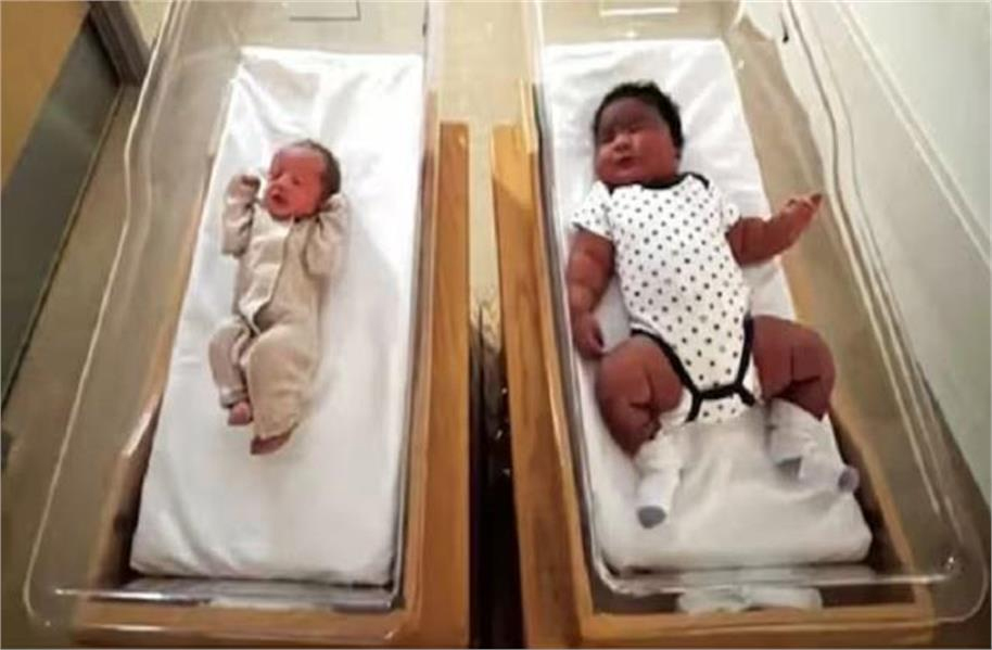 بچہ یا عجوبہ : 5.9 کلو گرام کاننھا کھلی، پیدا ہوتے ہی بنا دیا عالمی ریکارڈ، سوشل میڈیا پر تصویریں وائرل