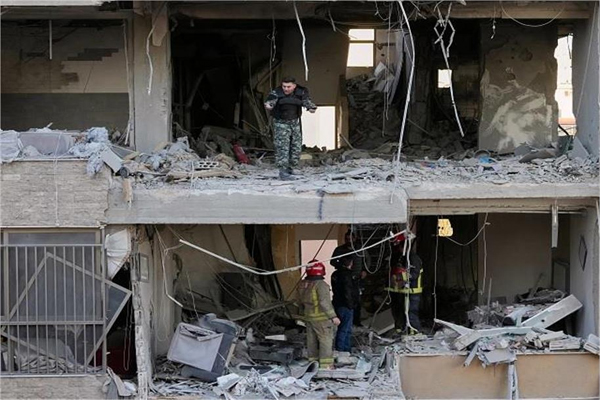 اسرائیلی حملوں سے لبنان تباہ: روتے بلکتے 7 لاکھ 80 ہزار افراد نے گھر چھوڑے، انسانی صورتحال ہوئی خوفناک