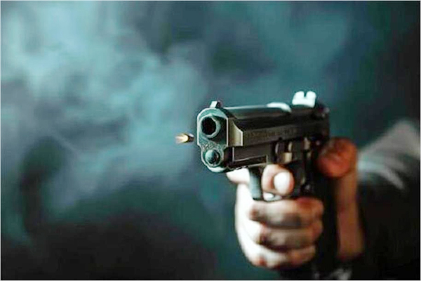 پاکستان میں پھر خونریزی، نماز کے لیے جارہے سینئر افسر کا کیا قتل