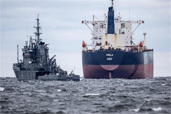 روس نے خفیہ بحری بیڑے پر کسا شکنجہ،مال بردار جہازوں کو لے کر لیا بڑا فیصلہ