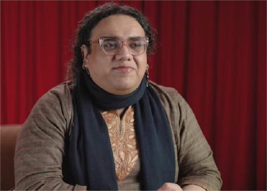 حنا بلوچ کا حیران کن دعویٰ: 80 فیصد پاکستانی ہم جنس پرست، وائرل ویڈیو سے ہنگامہ