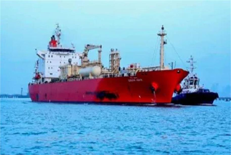 آبنائے ہرمز پر امریکہ سخت، تمام سمندری آمد و رفت پر ناکہ بندی کا اعلان